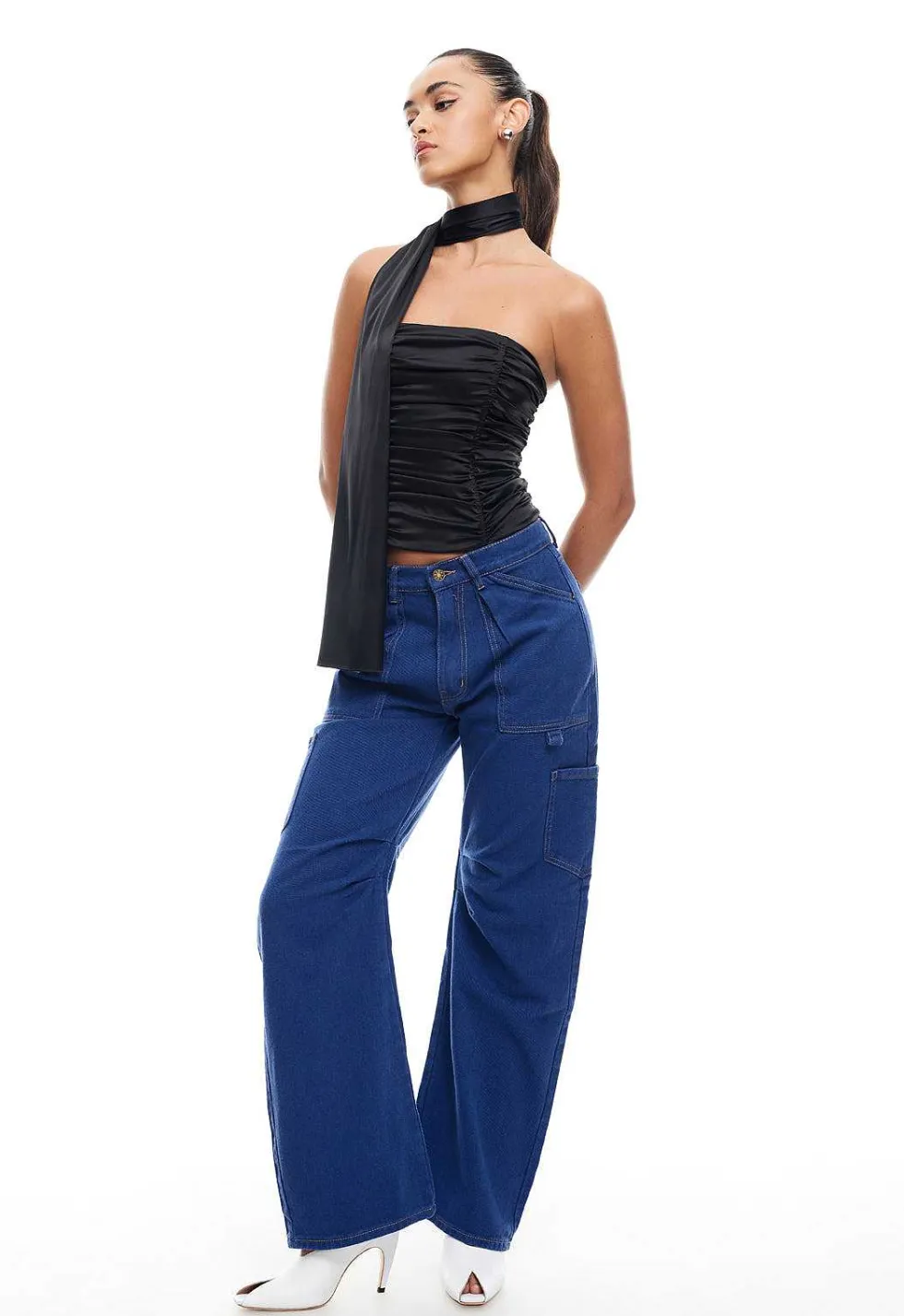 Lioness Island Bodice Hot